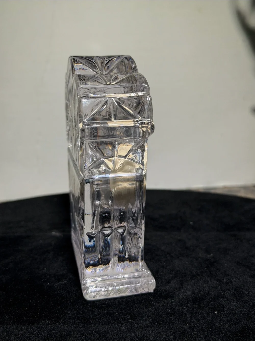 Royal Gallery 24% Lead Crystal Quartz Desk Clock Taiwan Mantel Clock